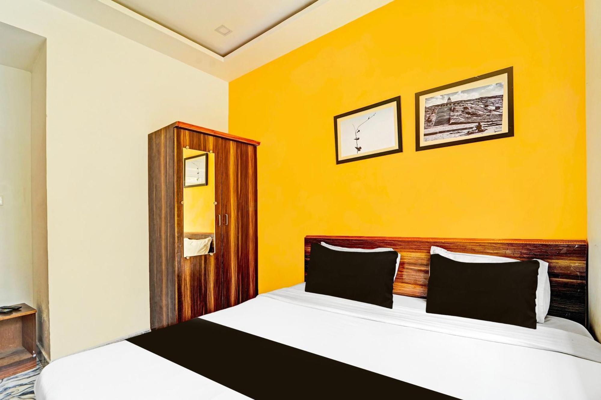 Hotel O Vijaynagar Road Formerly Anmol Peace Stay 乌提 外观 照片
